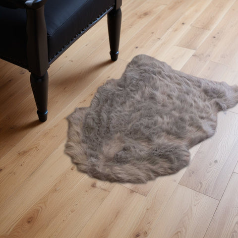 2' X 3' Gray Faux Sheepskin Area Rug