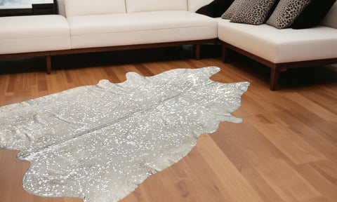 6' X 7' Gray Cowhide Cowhide Print Area Rug