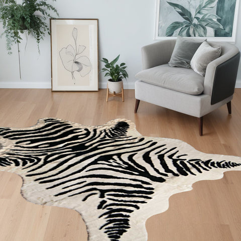 5' X 7' Black And White Faux Cowhide Zebra Print Area Rug
