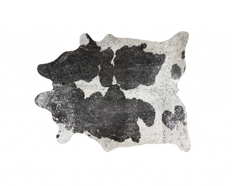 6' X 7' Black And Silver Cowhide Cowhide Print Area Rug
