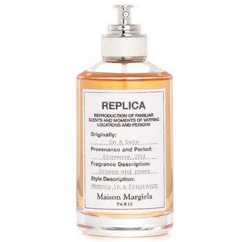 Replica On a Date Eau De Toilette Spray - 100ml/3.4oz