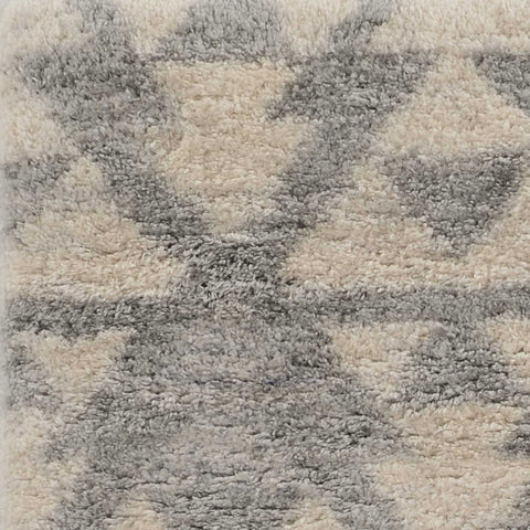 5' X 8' Ivory And Gray Geometric Area Rug