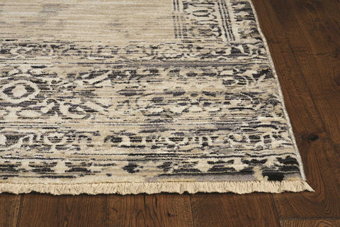 8' Natural And Beige Geometric Round Rug