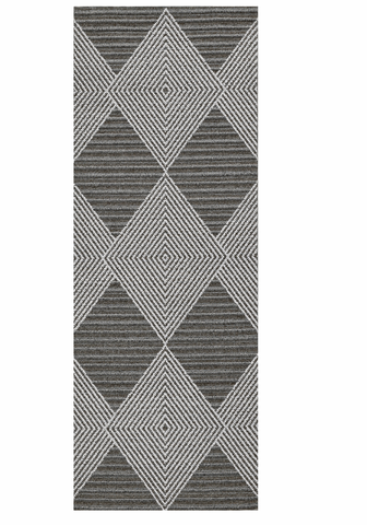 8' Gray Geometric Indoor Outdoor Area Rug