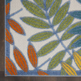 6' X 9' Green And Ivory Floral Indoor Outdoor Area Rug