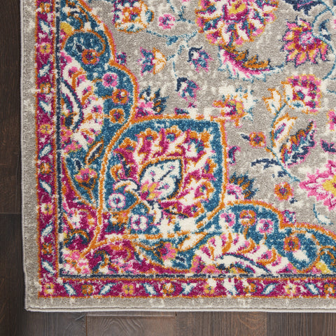 7' X 10' Gray And Ivory Medallion Area Rug