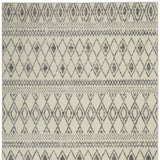 5' X 7' Gray And Ivory Geometric Area Rug