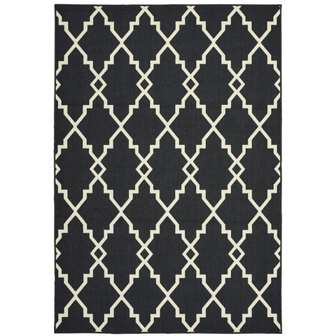 4' X 6' Black And Ivory Indoor Outdoor Area Rug