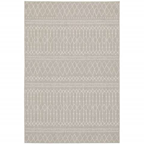 7' X 9' Gray And Ivory Geometric Indoor Outdoor Area Rug