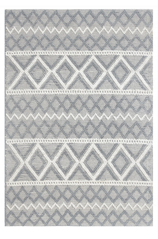 5' X 7' Gray and Ivory Geometric Handmade Area Rug