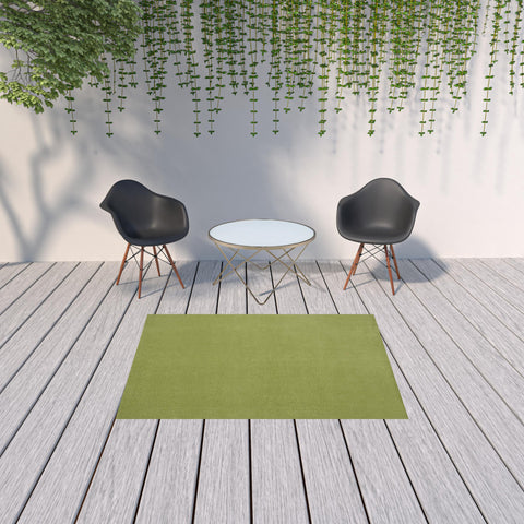 5' X 7' Green Indoor Outdoor Area Rug