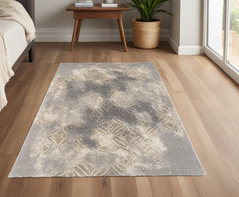 4' X 6' Gray And Ivory Abstract Area Rug