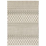4' X 6' Ivory And Grey Geometric Power Loom Stain Resistant Area Rug