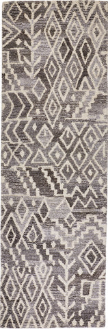 8' Gray And White Wool Abstract Hand Tufted Runner Rug
