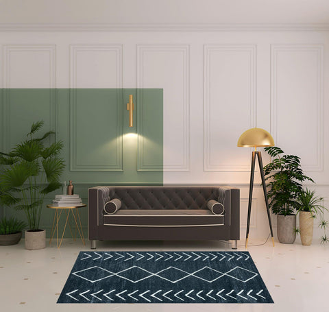 5' X 7' Blue Diamond Area Rug