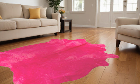 6' X 7' Pink Cowhide Hand Knotted Area Rug