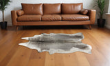 5' X 7' Gray and White Cowhide Hand Knotted Area Rug