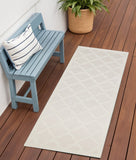 6' Ivory And White Geometric Indoor Outdoor Area Rug