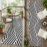 8' Black And White Geometric Washable Indoor Outdoor Runner Rug
