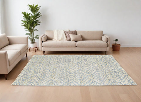 6' X 9' Gray and Ivory Wool Southwestern Hand Knotted Area Rug