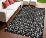 4' X 6' Black And Ivory Geometric Indoor Outdoor Area Rug