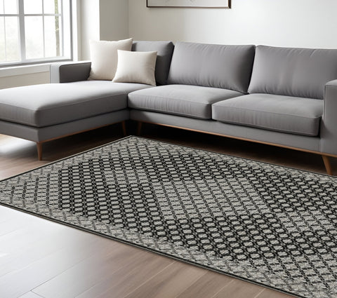 7' X 10' Black And Gray Diamond Area Rug With Fringe