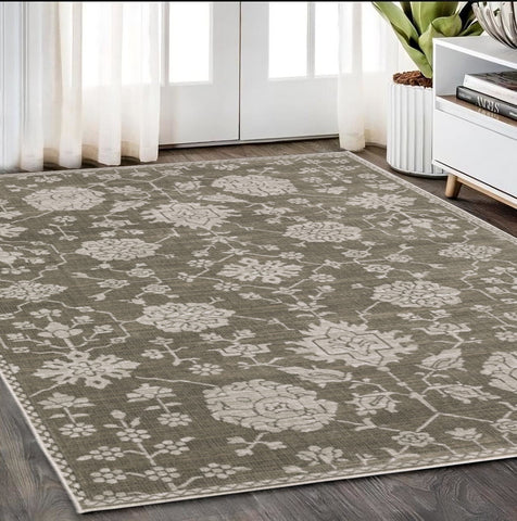 5' X 8' Gray And Light Gray Oriental Area Rug