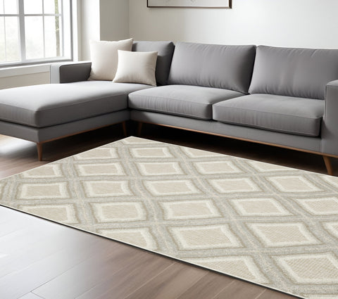 7' X 10' Gray And Beige Diamond Area Rug