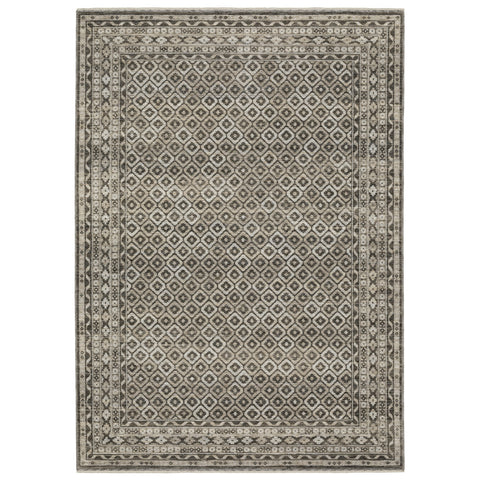 5' X 8' Gray And Beige Diamond Area Rug With Fringe