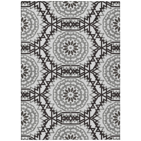 5' X 8' White Black And Gray Floral Medallion Washable Indoor Outdoor Area Rug
