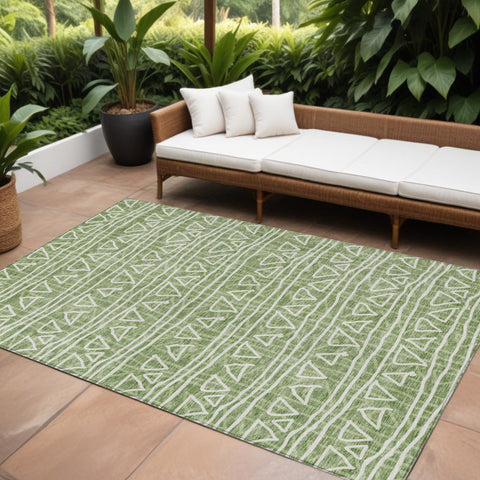 8' X 10' Green And Ivory Geometric Washable Indoor Outdoor Area Rug