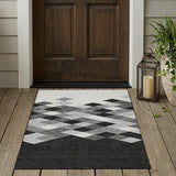 3' X 5' Black And Gray Geometric Washable Indoor Outdoor Area Rug